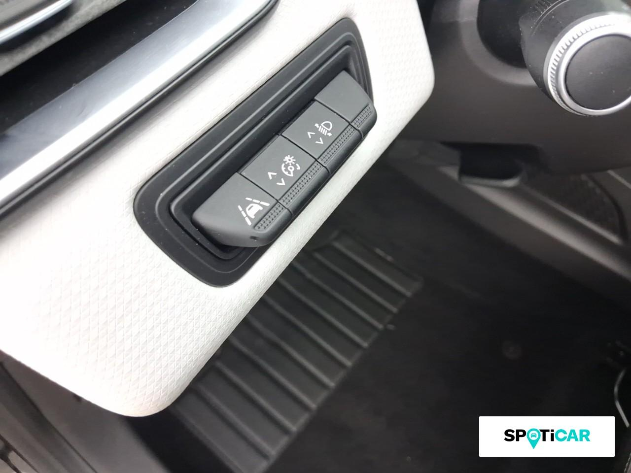 Renault Clio 1.0 tce 90ch limited -21n — photo 19
