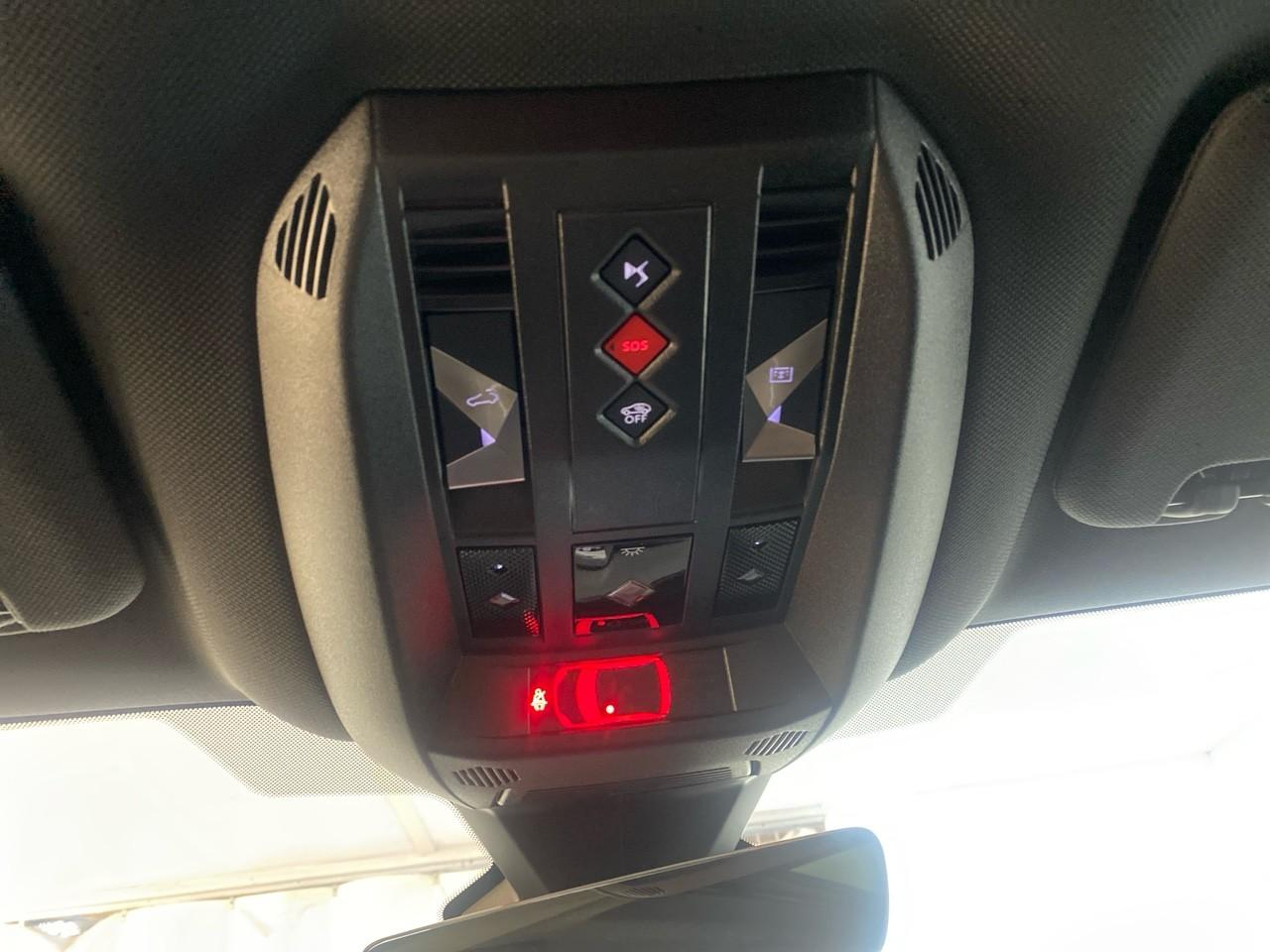 Ds Ds 7 crossback bluehdi 130 eat8 etoile — photo 19