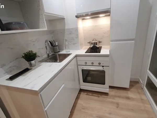 Appartement T1bis avec Balcon et Place de parking