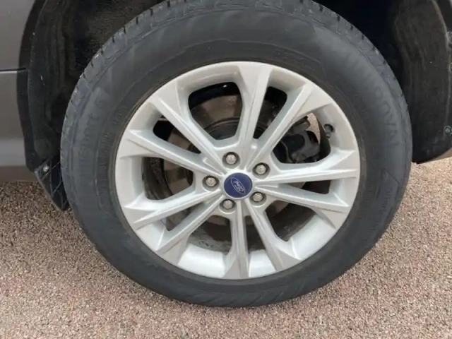 Ford Kuga 1.5 tdci 120ch stop&amp;start titanium 4x2 euro6.2 — photo 9
