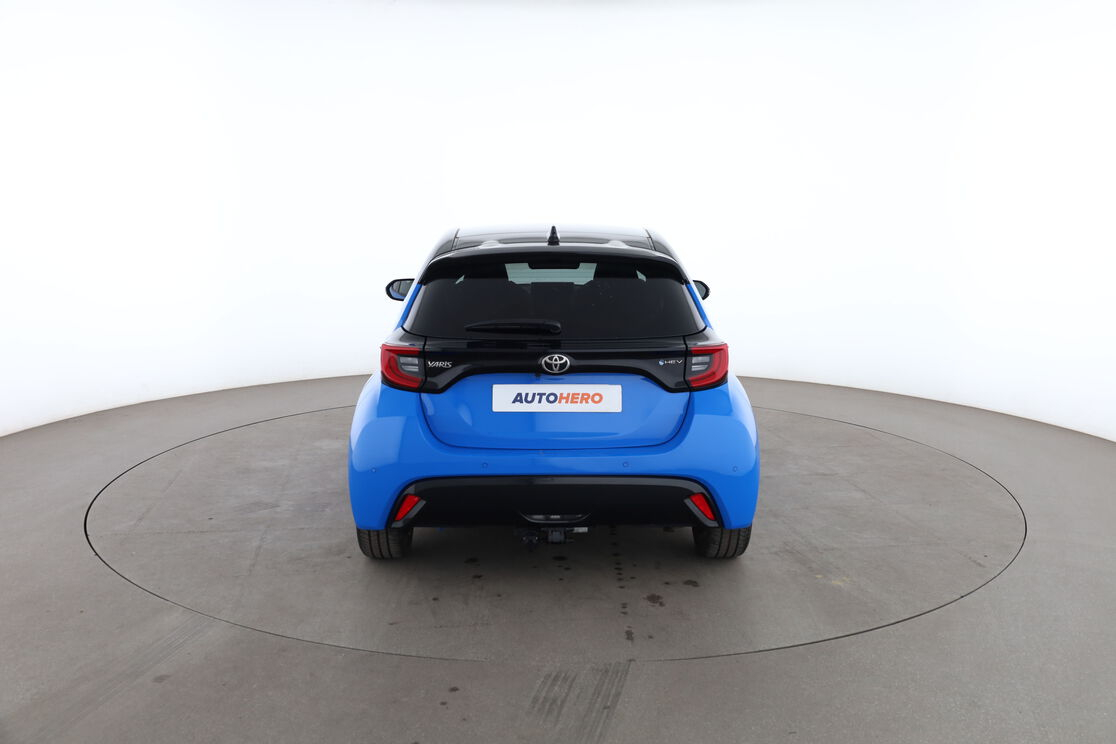 Toyota Yaris 1.5 Hybride Premiere — photo 4