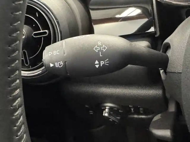 Mini Mini hatch 3 portes cooper 136 ch dkg7 — photo 29