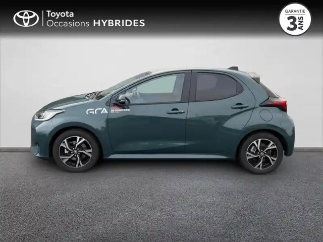 Toyota Yaris 116h design 5p mc24 — photo 3