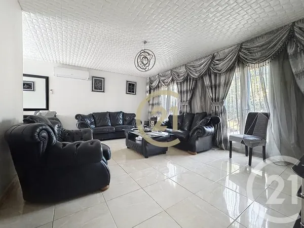 Maison 6 pièces 110 m²