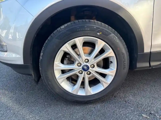 Ford Kuga 1.5 tdci 120ch stop&amp;start titanium 4x2 euro6.2 — photo 14
