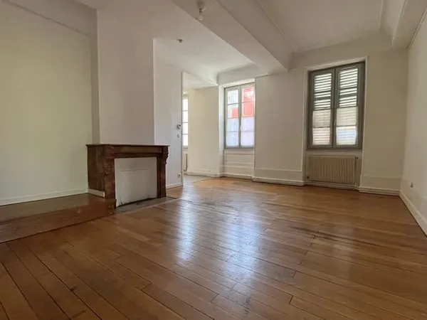 Appartement 2 pièces 64 m²