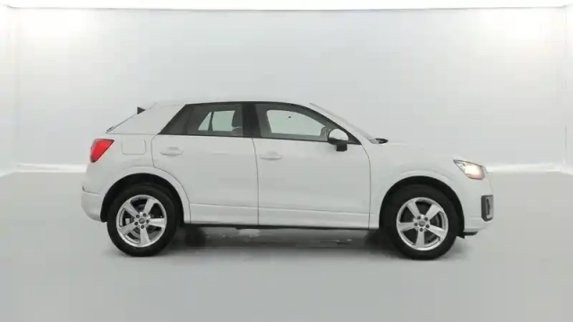 Audi Q2 1.0 tfsi 116ch sport s tronic 7 + caméra + apple carplay — photo 6