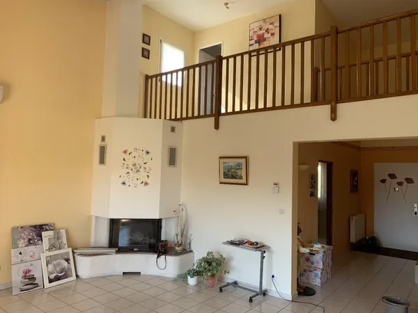Maison 6 pièces 176 m²