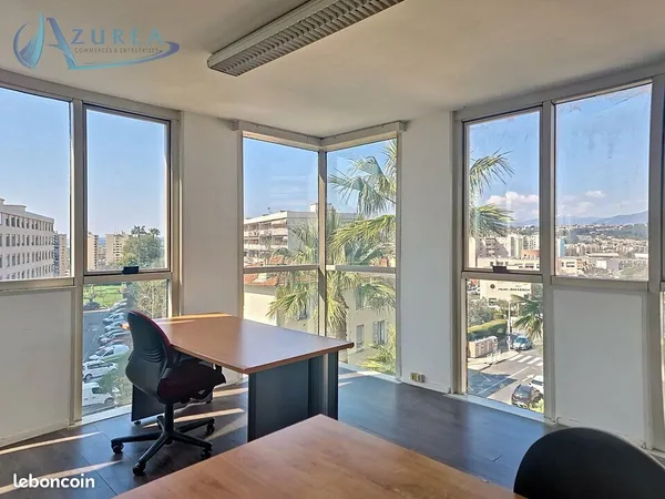 Bureaux 80 m² NICE