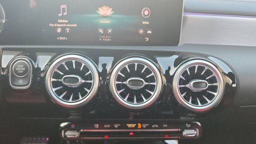 Mercedes Classe A 250 224 7G-DCT - AMG Line – 2019 – 48734 km – Essence – Boîte Automatique — photo 22