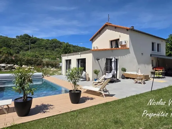 Maison 5 pièces 138 m²