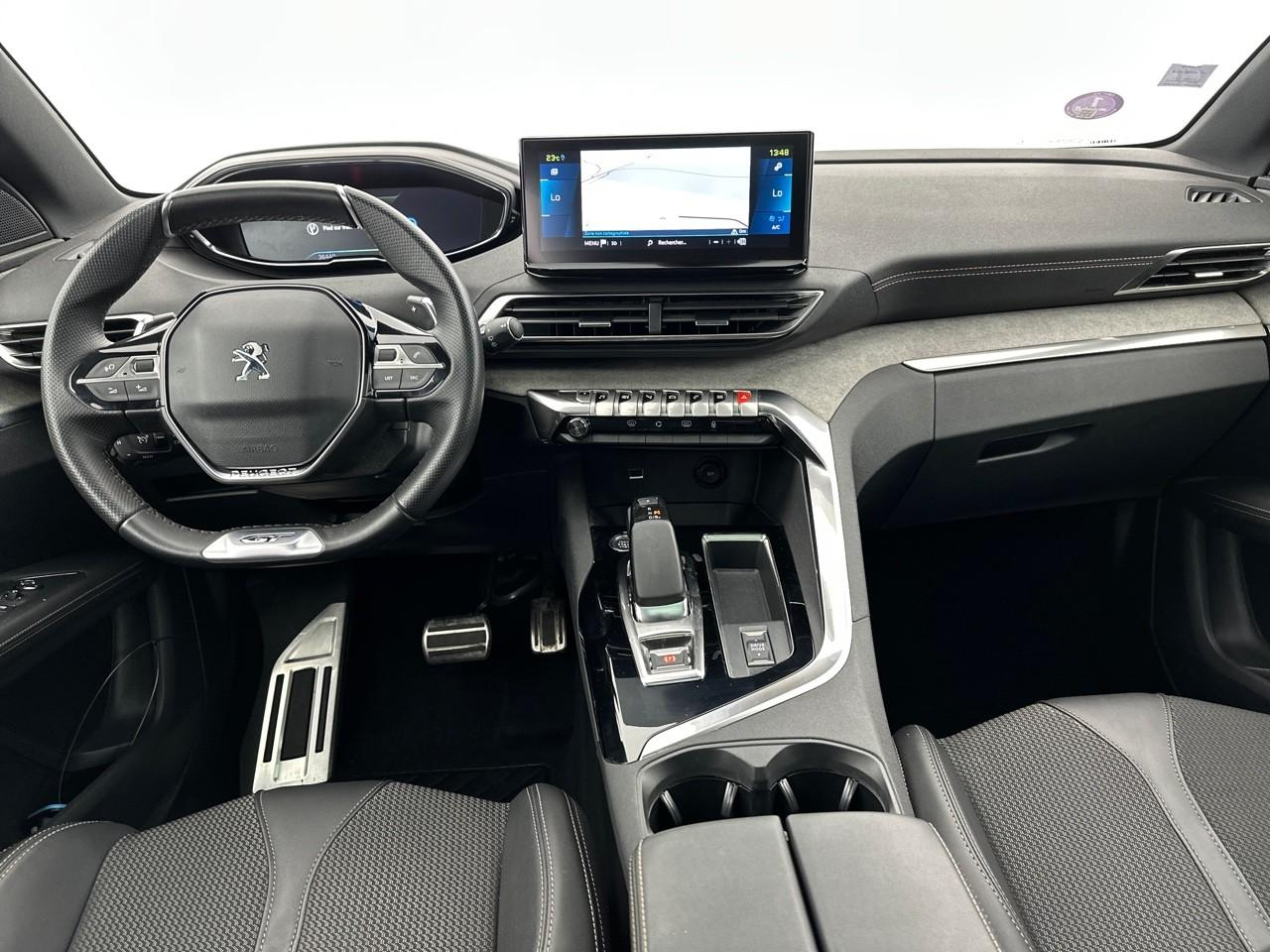 Peugeot 3008 hybrid 225 e-eat8 gt — photo 11