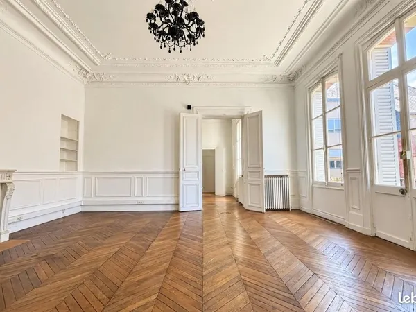 Immeuble 280 m²