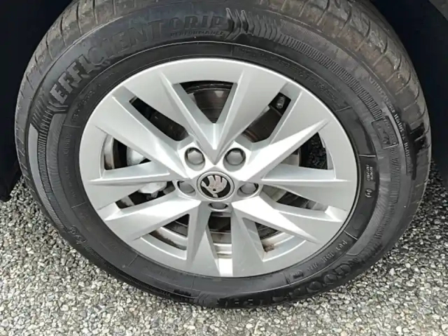 Skoda Fabia 1.0 tsi 95 ch evo 2 bvm5 — photo 9