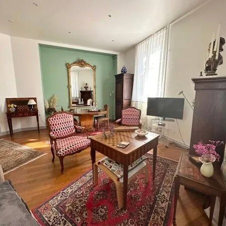 Appartement 5 pièces 140 m²