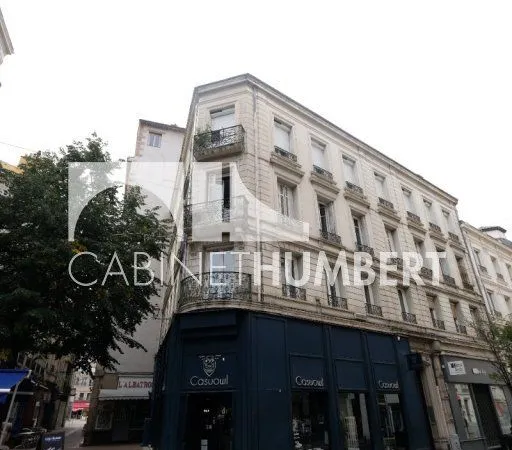 Bureaux 88 m²