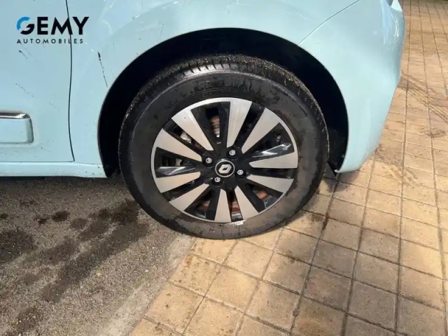Renault Twingo iii e-tech — photo 13