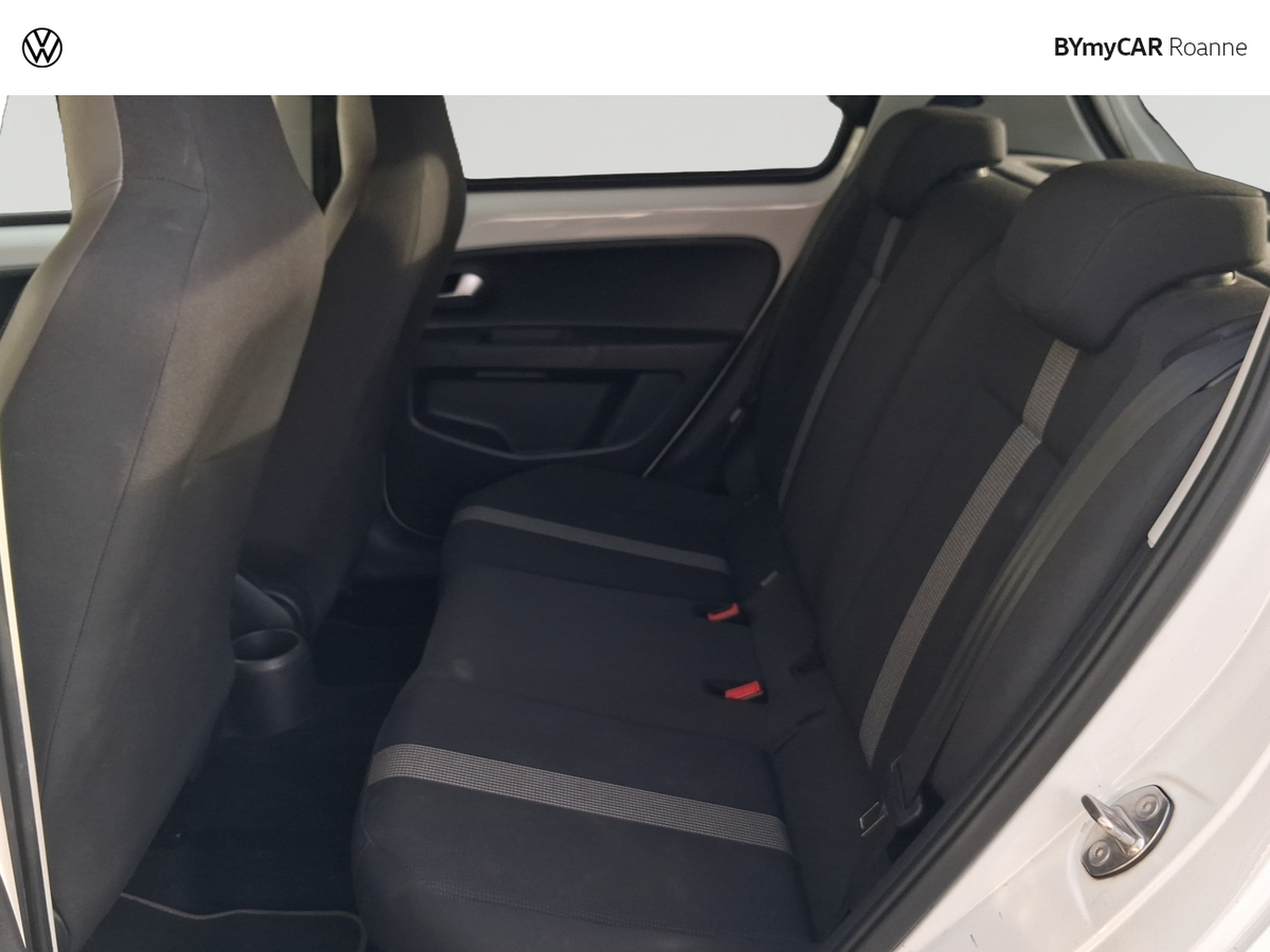 Volkswagen e-UP Electrique — photo 14