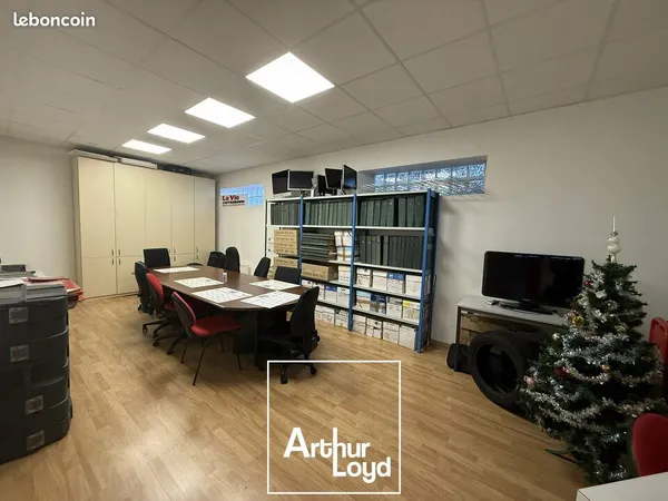 Bureaux 260 m² BRIVE-LA-GAILLARDE