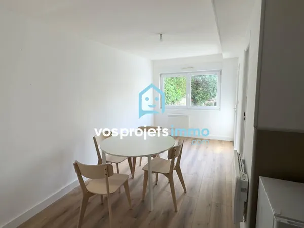 Charmant appartement lumineux avec jardin  39 m²