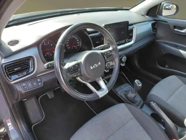 Kia Stonic active 101 ch bm6 — photo 13