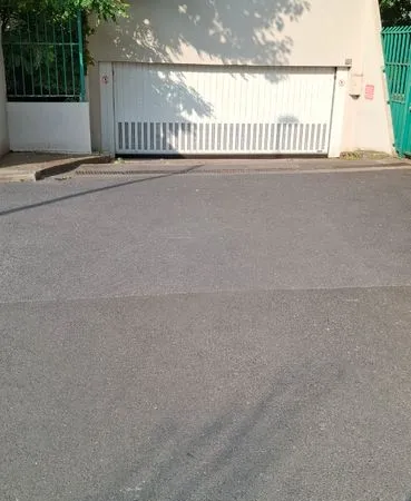 Stationnement Location Clichy   100€