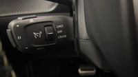 Peugeot 2008 1.5 BlueHDi 130ch S&S GT EAT8 — photo 25