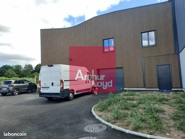 LOCAL D'ACTIVITE 330 m² CLERMONT-FERRAND