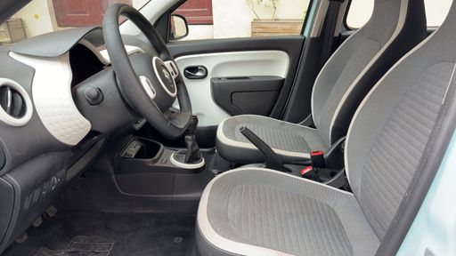 Renault Twingo 1.0 SCe 65 - Equilibre – 2023 – 37024 km – Essence – Boîte Manuelle — photo 10