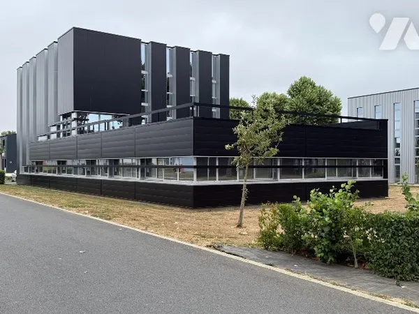 Local d'activités 206 m²