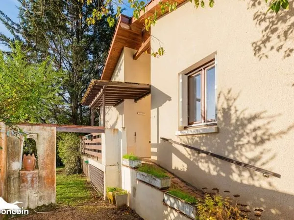 Villa 4 pièces 82 m²