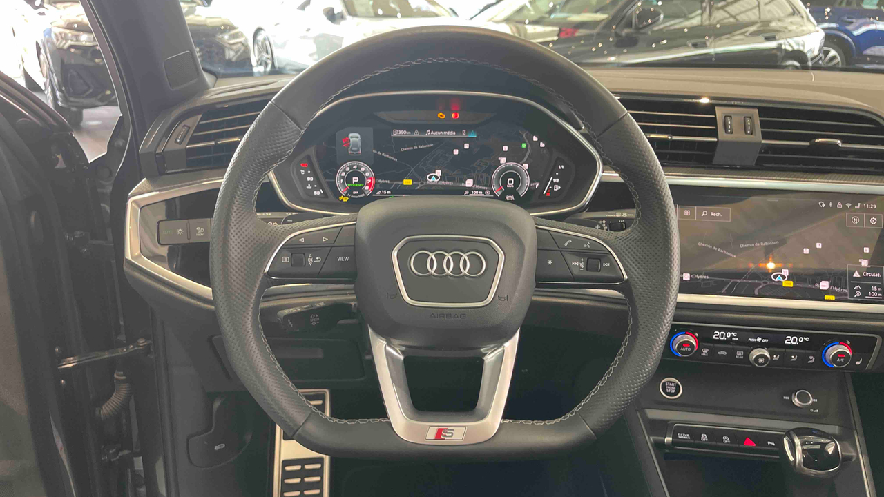 Audi Q3 35 TFSI 150 ch S tronic 7 — photo 10