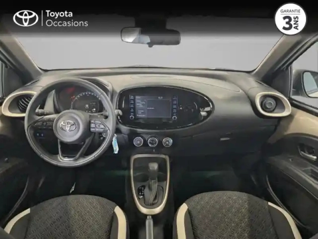 Toyota Aygo X 1.0 vvt-i 72ch design s-cvt my23 — photo 8