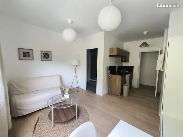 Studio 1 pièce 20 m²