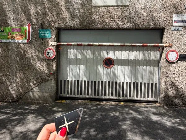 Place Parking Chaville