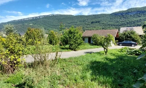 Terrain viabilisé à vendre BRISON SAINT INNOCENT (73)