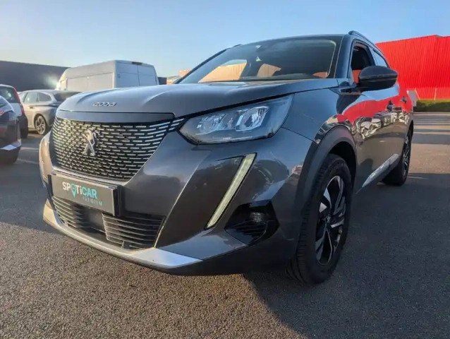 Peugeot 2008 puretech 130 s&amp;s eat8 — photo 1