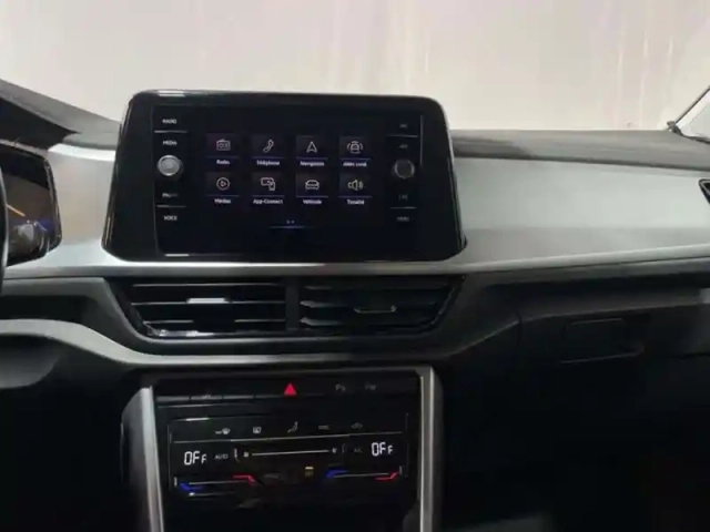 Volkswagen T-Roc 2.0 tdi 150 start/stop dsg7 life — photo 10