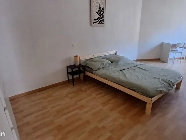 Loue grand t2 meuble
