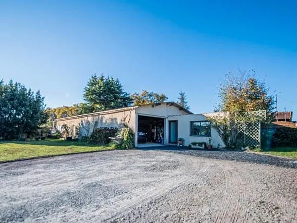 Local commercial 180 m²