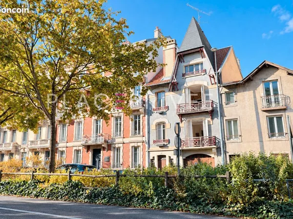 Maison 8 pièces 170 m²