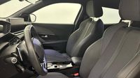 Peugeot 2008 1.2 PureTech 130ch S&S GT EAT8 — photo 12