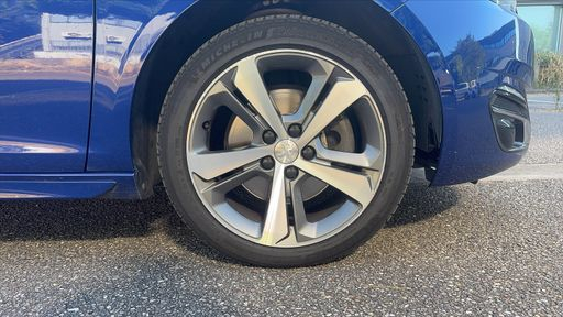 Peugeot 308 SW 2.0 BlueHDi 150 EAT6 - GT Line – 2016 – 141482 km – Diesel – Boîte Automatique — photo 52