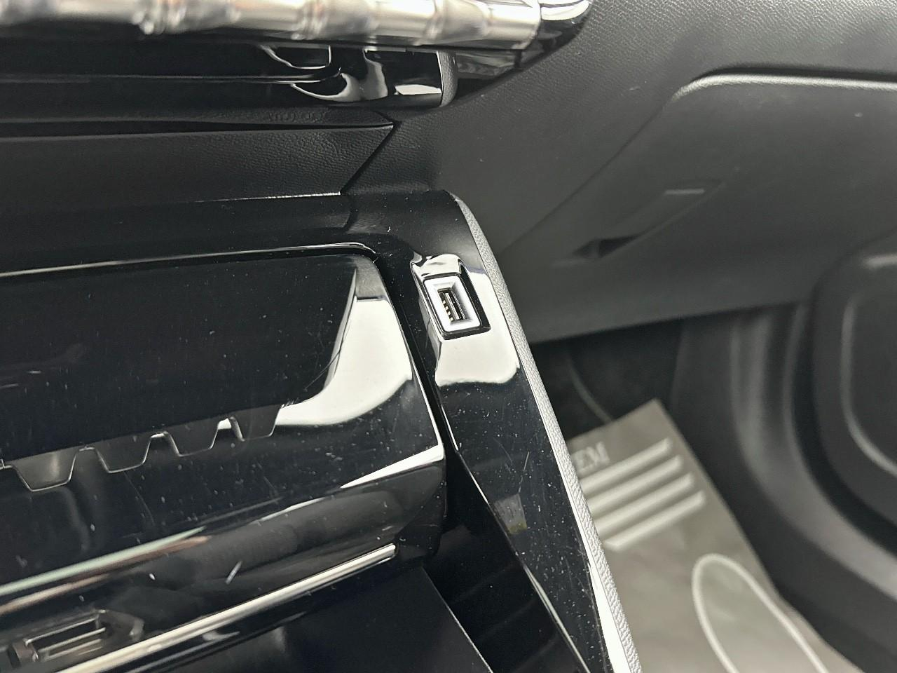 Peugeot 2008 puretech 130 s&s eat8 gt — photo 29