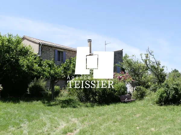 Exclusivité : Sud Ardèche 07460 Banne, maison en pierre indép