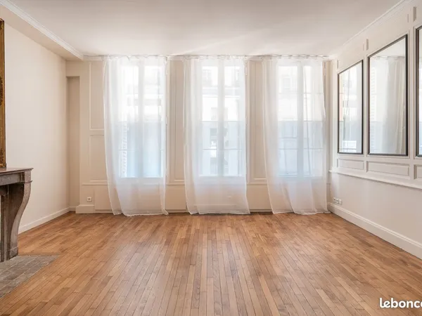 Paris 7 / Rez de chaussée