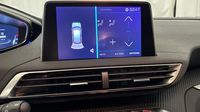 Peugeot 3008 1.2 PureTech 130ch S&S Active EAT8 — photo 29