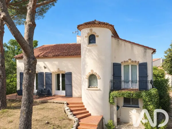 Maison 8 pièces 250 m²