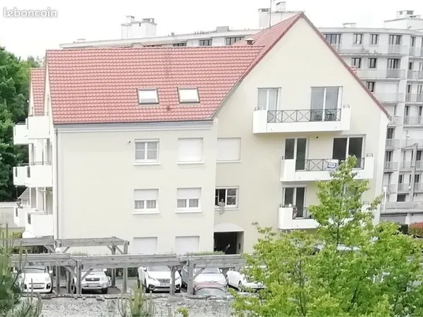 F3 sécurisé résidence de standing, parking, centre ville, parc espace vert