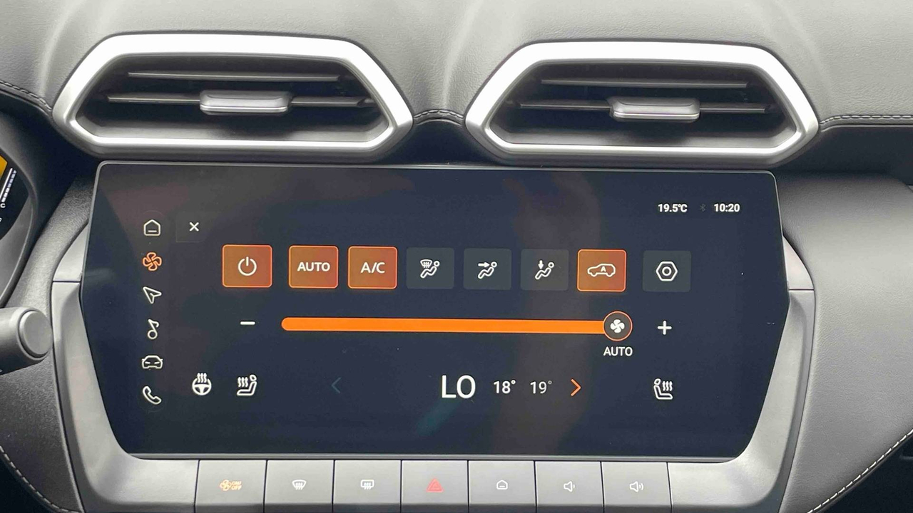 MG ZS 1.5 L Hybrid+ 197 ch — photo 19